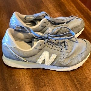 New Balance 311, size 6 women’s, color gray